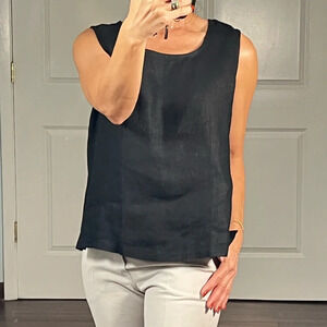 20 South Vintage Black linen shell top